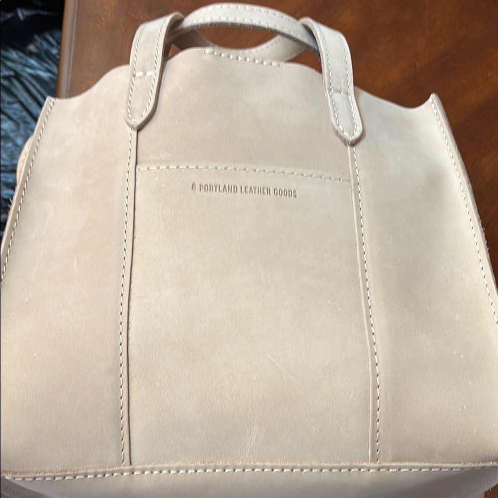 Dragon Bone color Portland leather Classic Lola